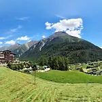 Klaus Hotel